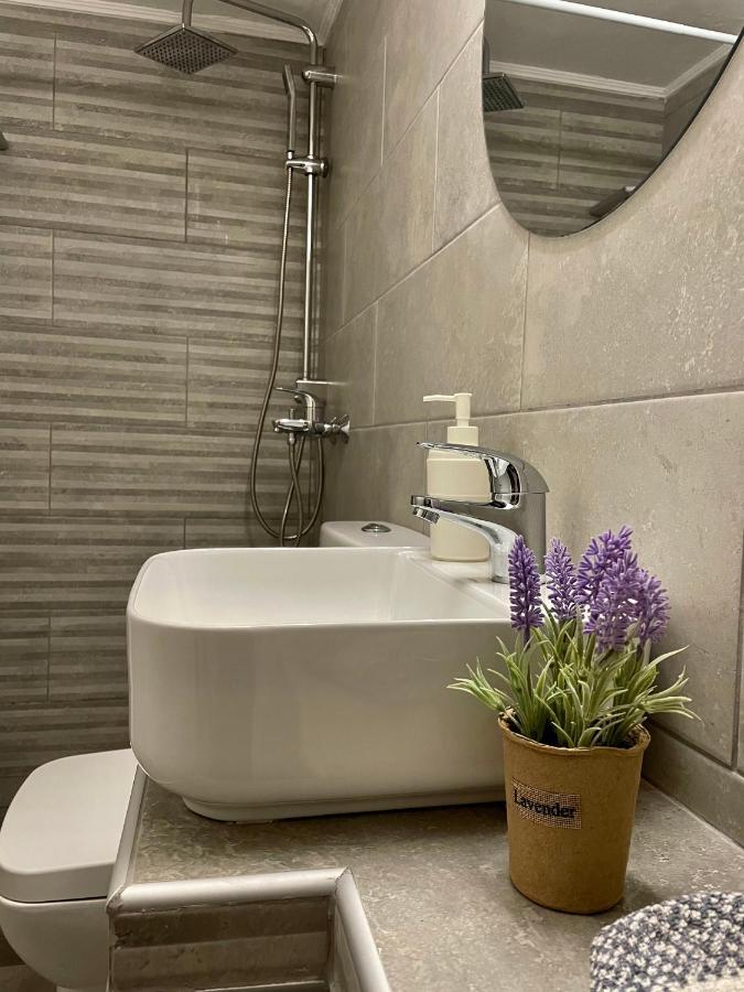 Guesthouse Corali 伊兹拉 外观 照片