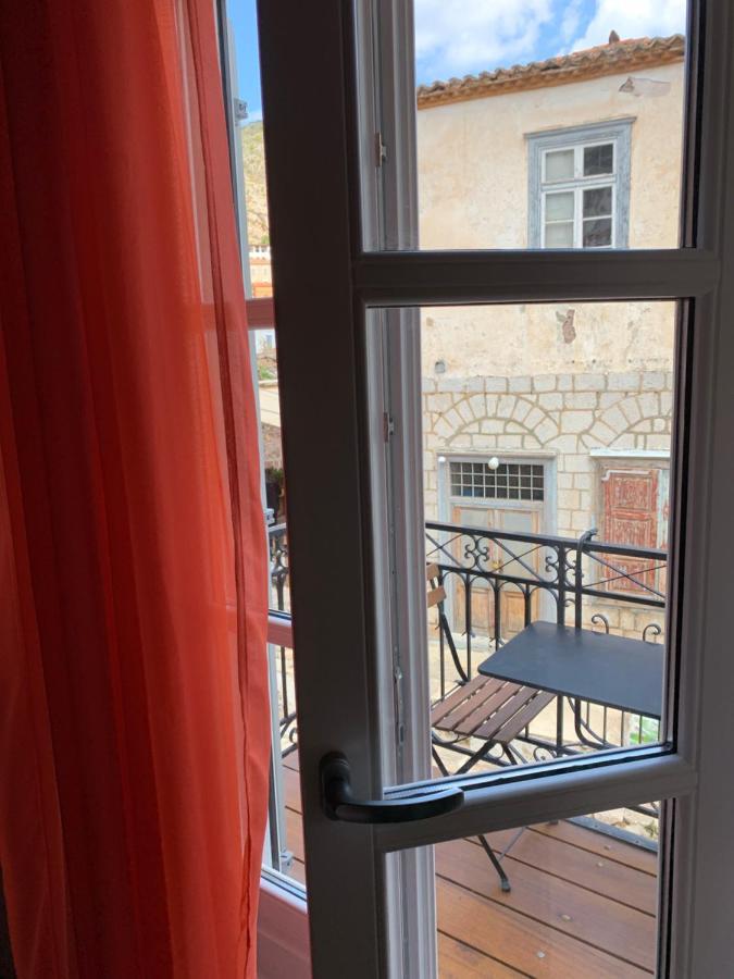 Guesthouse Corali 伊兹拉 外观 照片