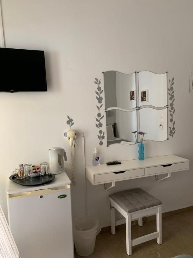 Guesthouse Corali 伊兹拉 外观 照片