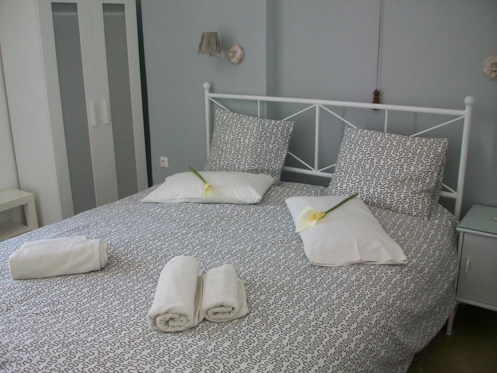 Guesthouse Corali 伊兹拉 外观 照片
