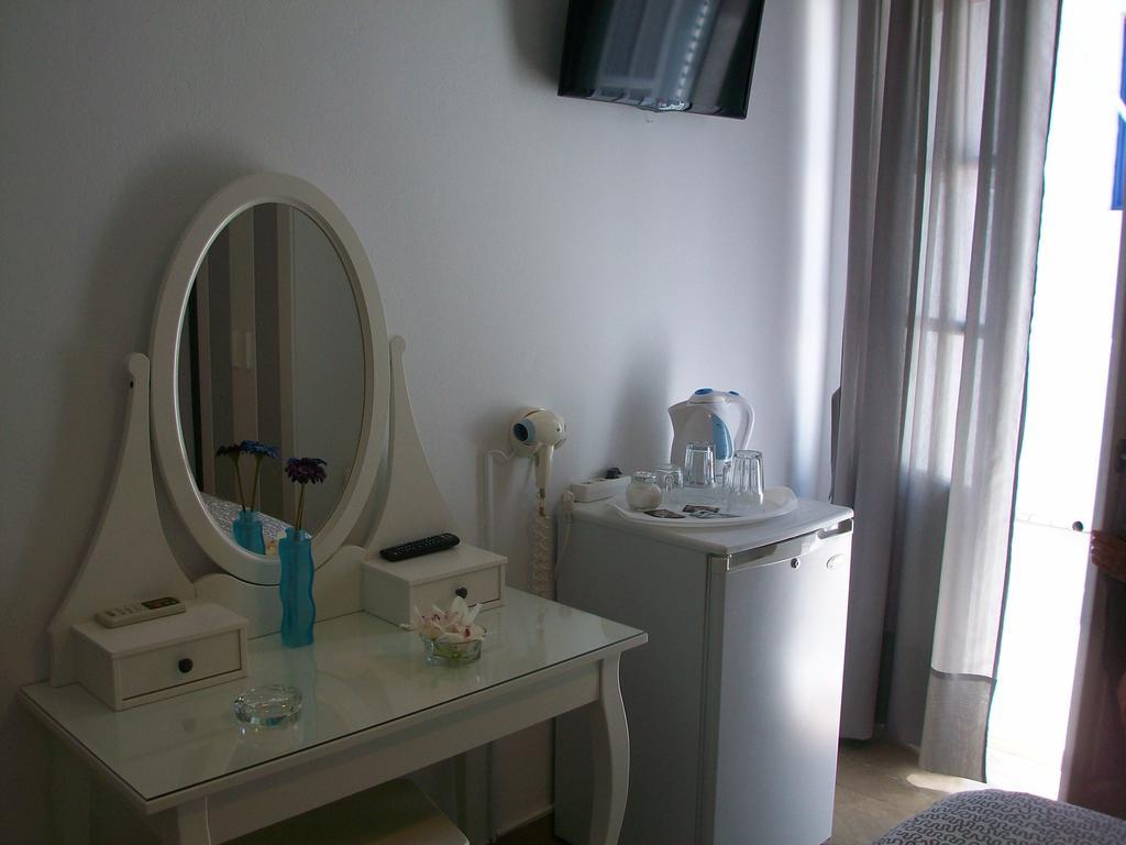 Guesthouse Corali 伊兹拉 外观 照片