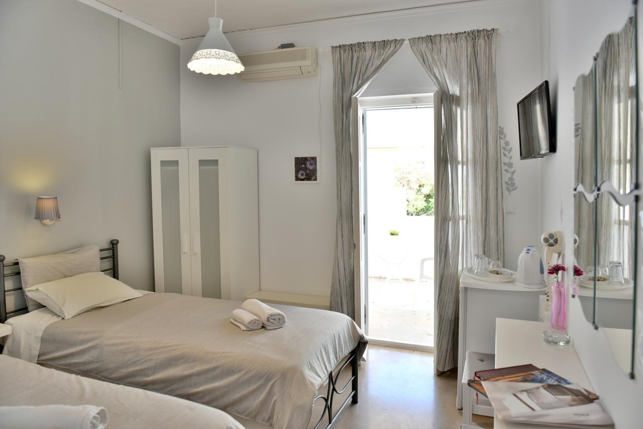 Guesthouse Corali 伊兹拉 外观 照片