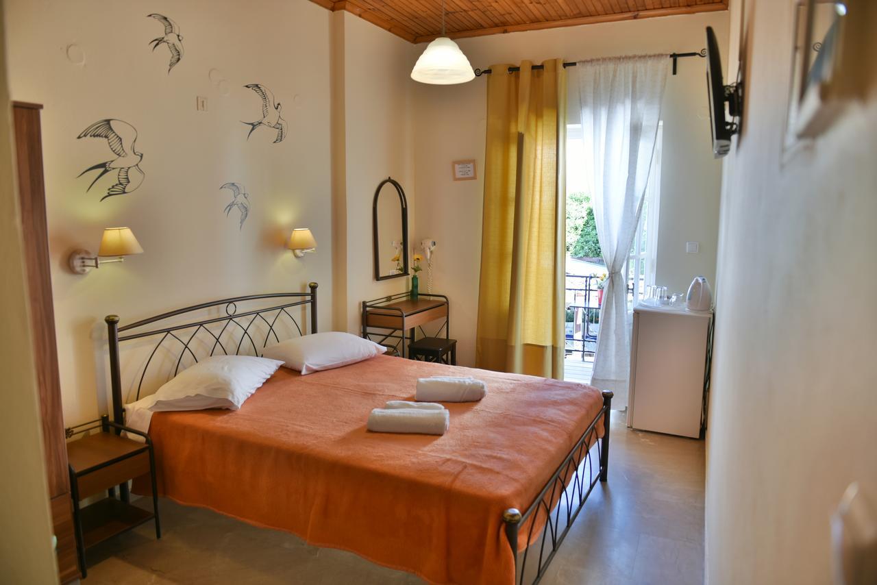 Guesthouse Corali 伊兹拉 外观 照片