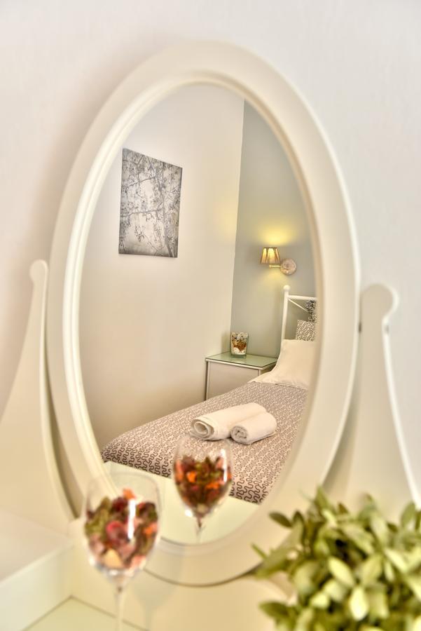 Guesthouse Corali 伊兹拉 外观 照片
