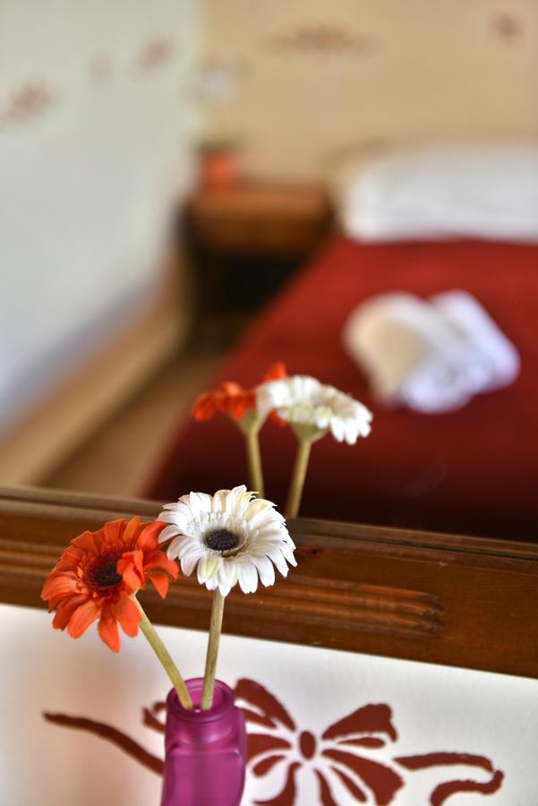 Guesthouse Corali 伊兹拉 外观 照片